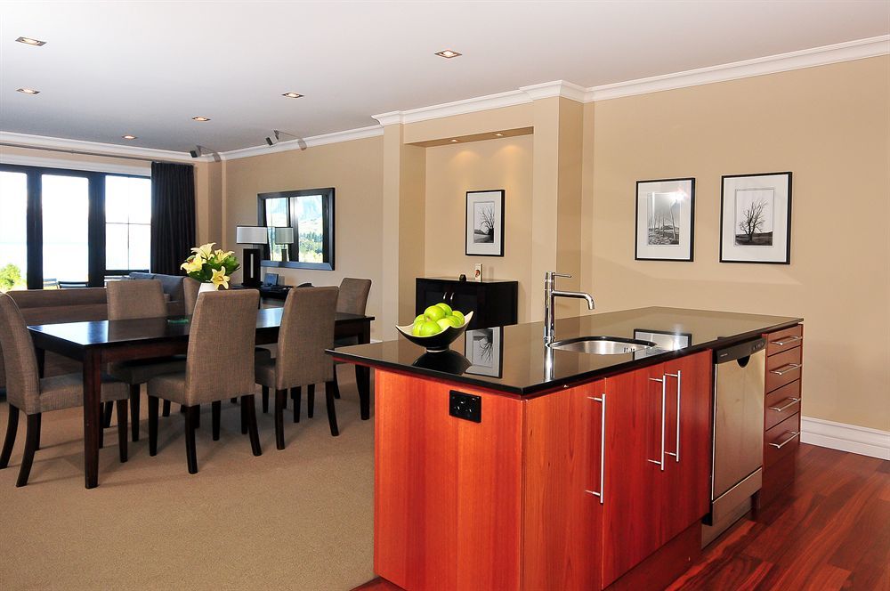 Platinum Aparthotel 4*