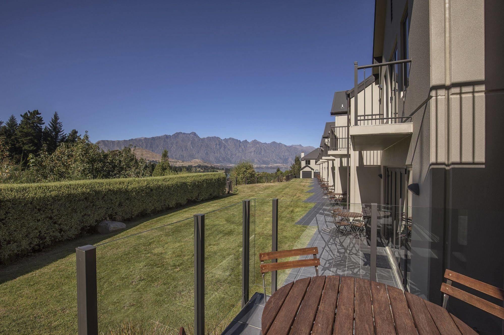 Platinum Aparthotel Queenstown